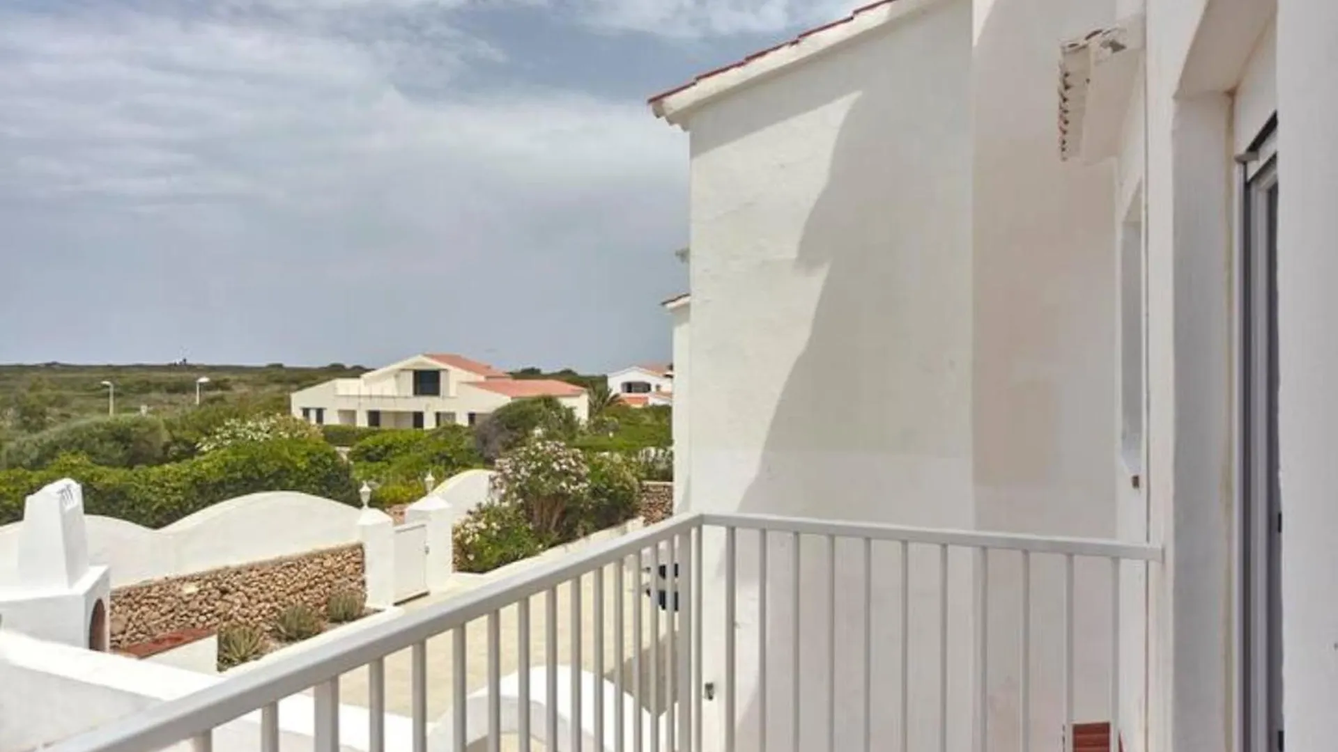 Arenal D'En Castell North Apartment Es Mercadal