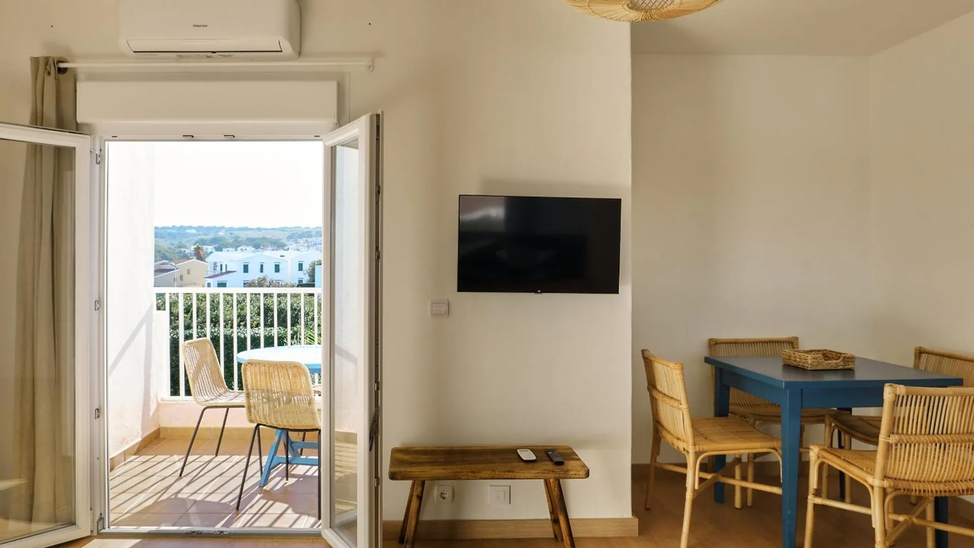 Arenal D'En Castell North Apartment Es Mercadal