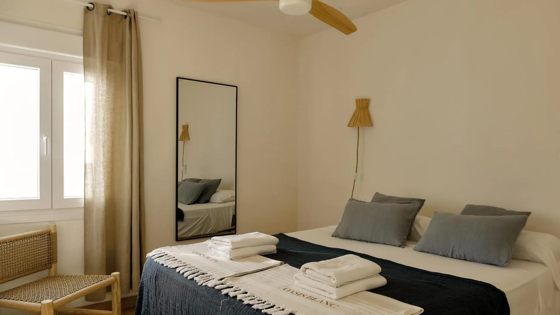 Arenal D'En Castell North Apartment Es Mercadal Spain